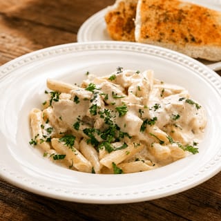 Fettuccine Alfredo